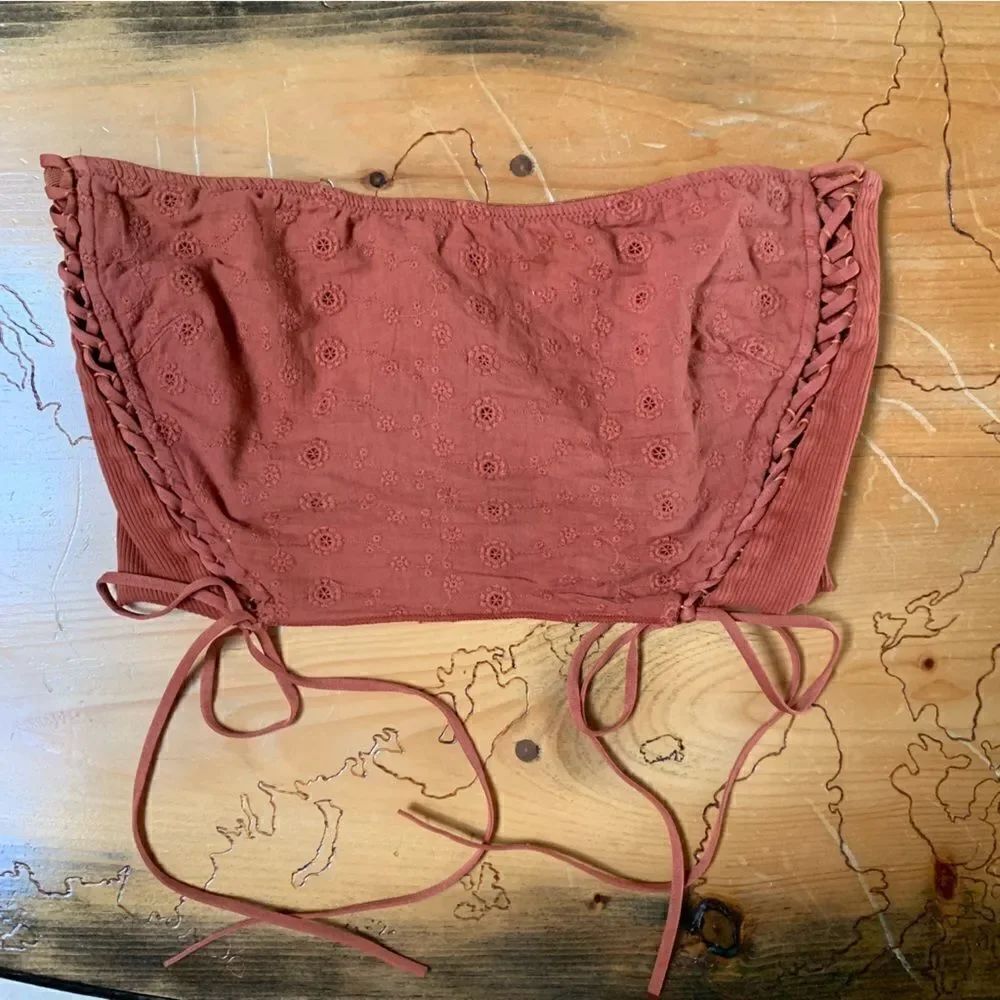 Urban outfitters Crop Top Large